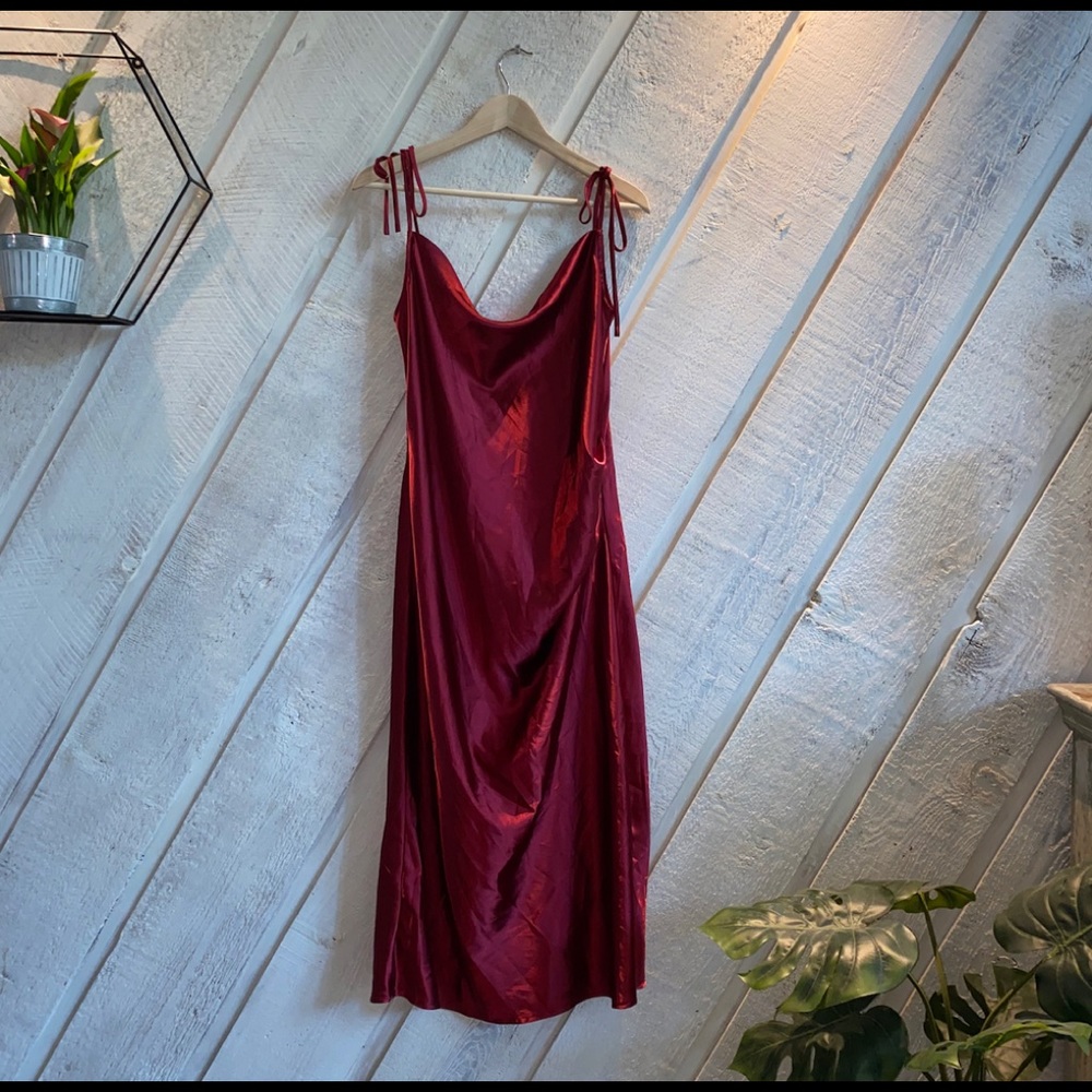 SOLD🦋red handmade cowl neck silk-like dress